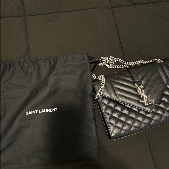 Black YSL envelope bag - Picture 3 of 5